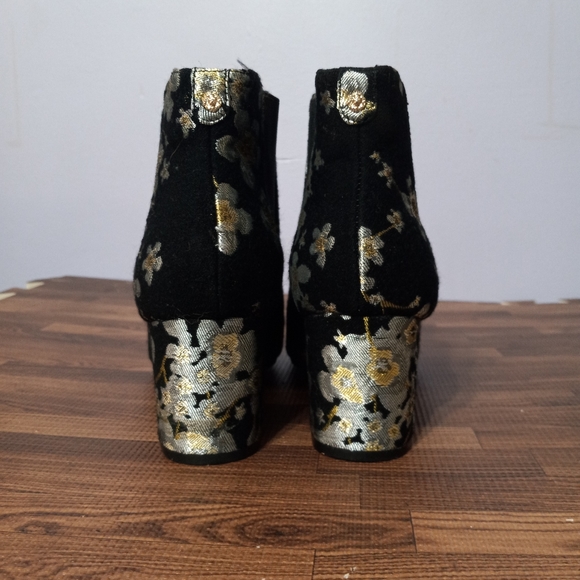 Floral Anne Klein Heeled Boots - Picture 4 of 8